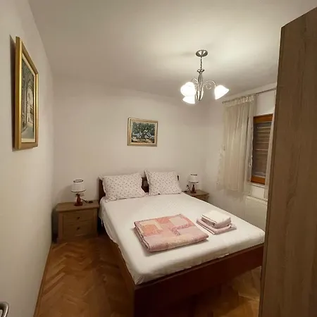 Ivan Apartman